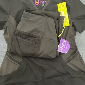 Urbane Contemporary Fit Black Scrub Set